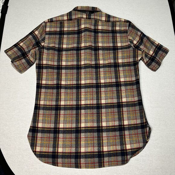 Pendleton Short Sleeve Shirt, Size M, Vintage Plaid 1970's - 80's, 100% Wool - Picture 3 of 6